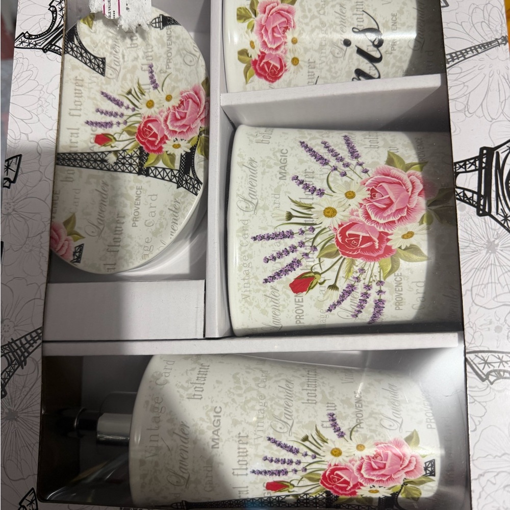 Floral Lavender & Pink Bathroom Accessory Set